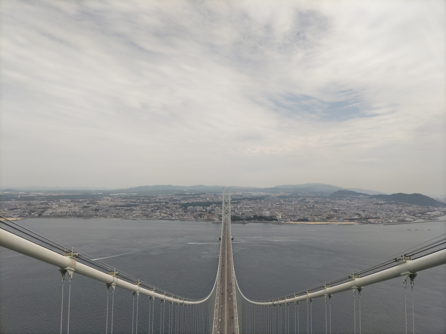 明石海峡大橋主塔から見た神戸方向の写真