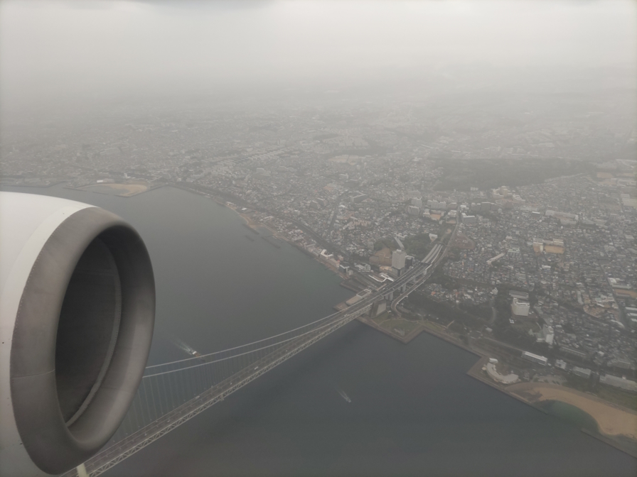 明石海峡大橋上空の写真