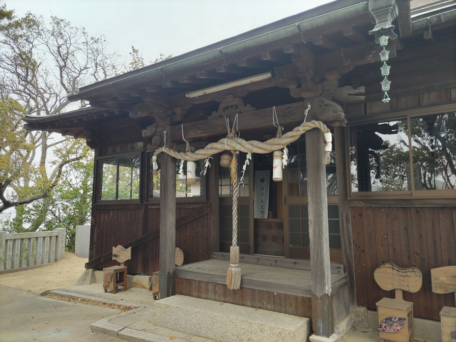 豊玉姫神社（とよたまひめじんじゃ）の拝殿